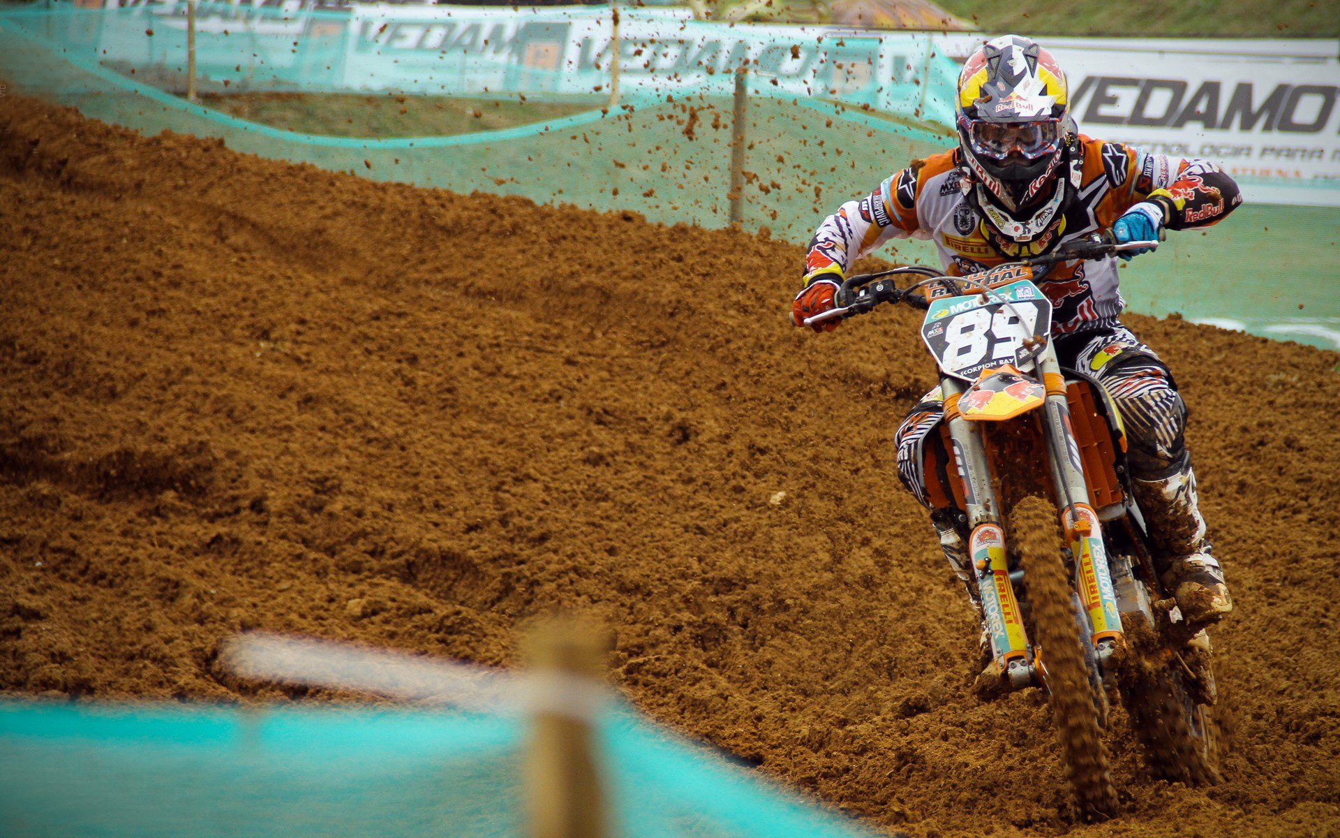 大连人客场战平重庆当代，全取一分，大连人队